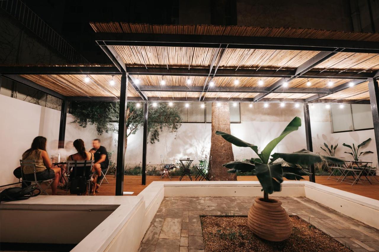 When In Athens Hostel Экстерьер фото